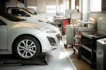 Faire entretenir un v&eacute;hicule d'une autre marque chez un garage multimarque &agrave; Pontch&acirc;teau